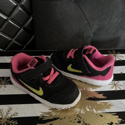 Nike Kids Shoes/Size US 8C