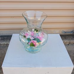 New Big  Glass Flower Vase. For $20