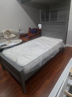 Twin bed with frame and mattress!
