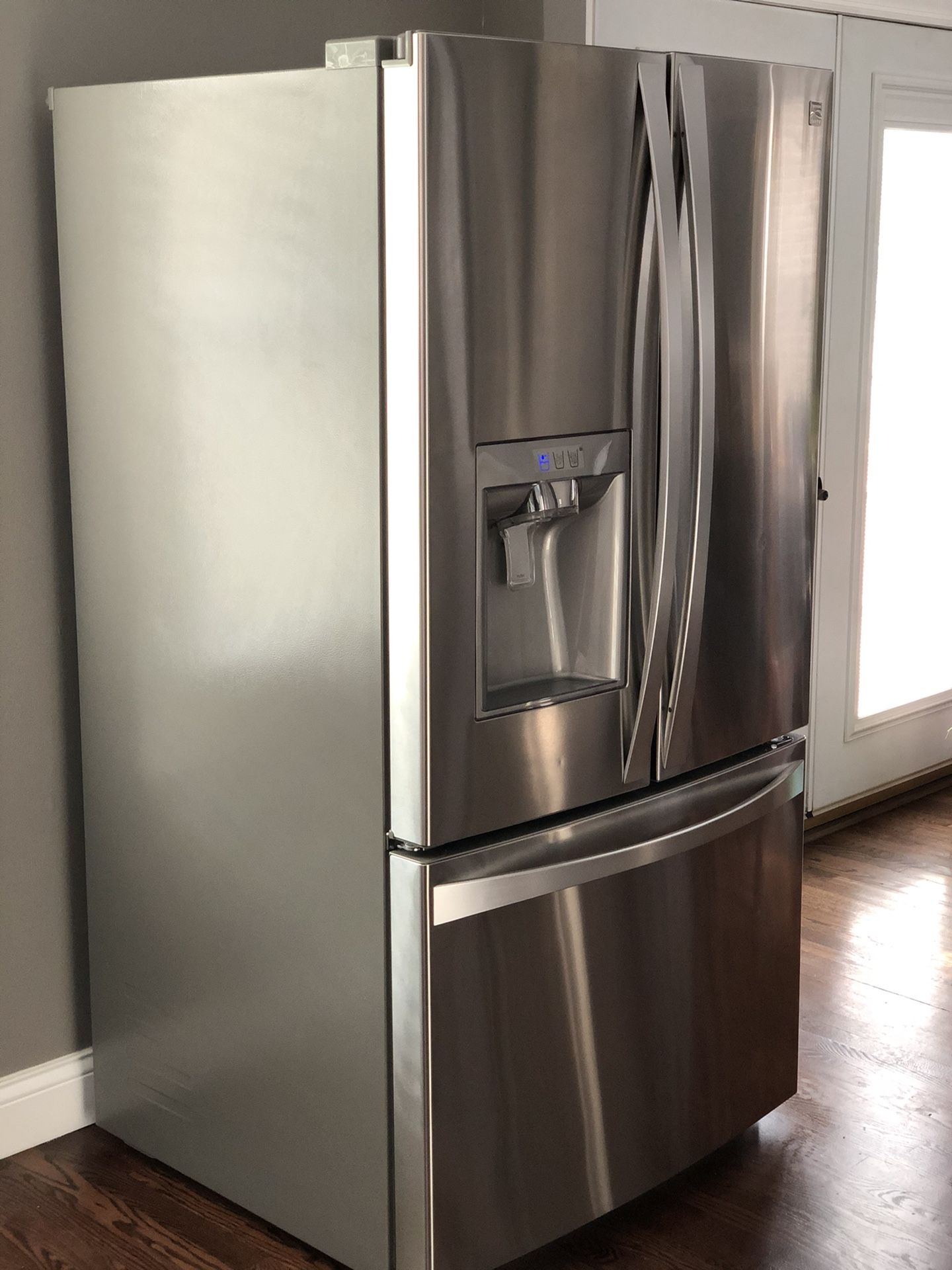 Kenmore Elite refrigerator-needs work-