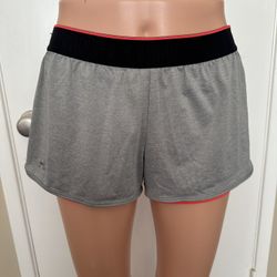 Women’s Under Armour Shorts Size Small