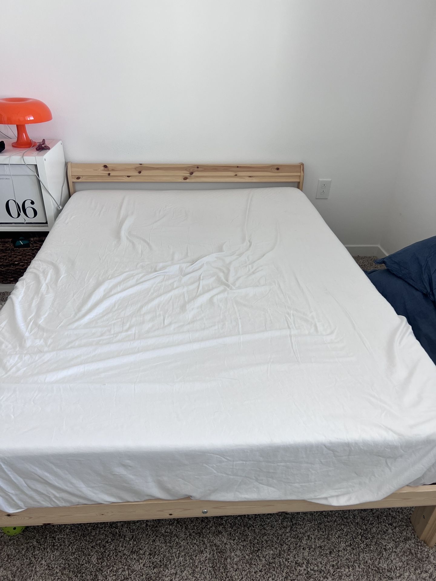 Bed frame & Bed base & Mattress 