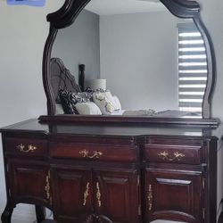 Se Vende Recamara de 5 Pzas 