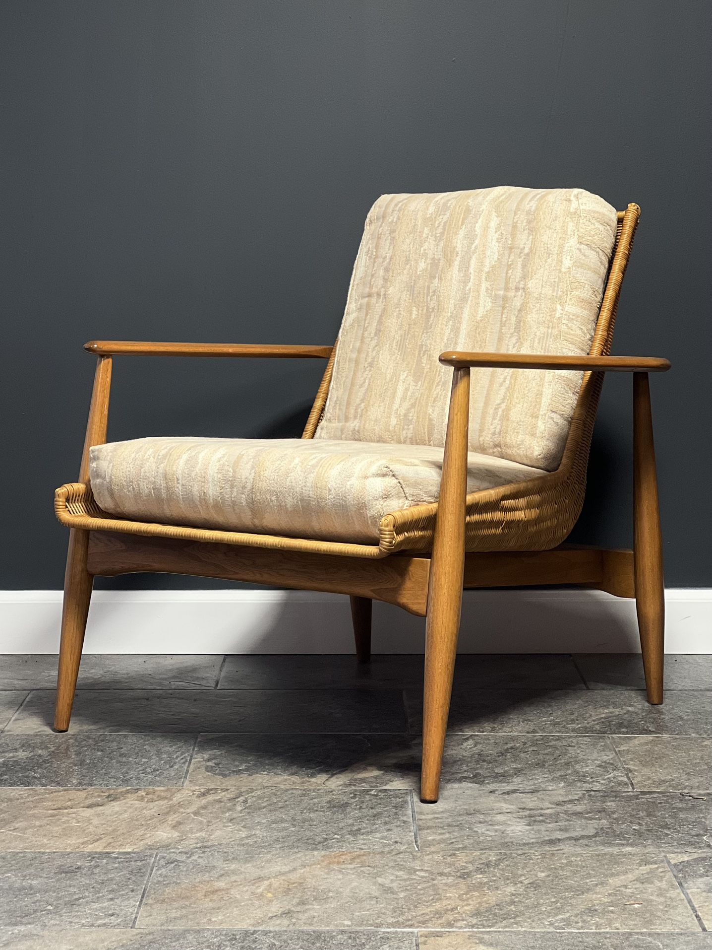 Vintage Peabody Mid-Century Modern Teak and Thick Weave wicker Chair