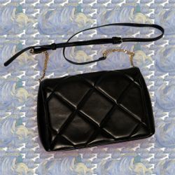 ELEGANT BLK QUILTED SHOULD BAG