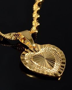 18k Gold Plated necklace with heart pendant