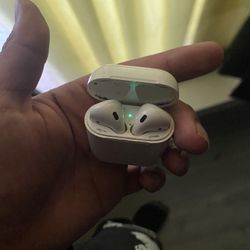 Air Pods First Gen 