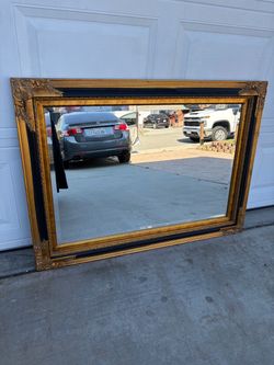 Beveled mirror