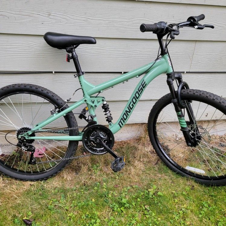 MONGOOSE  MTB BIKE