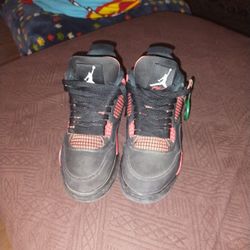 Jordan 4 Red Thunders