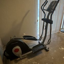 Pro-Form 500 LE Elliptical 