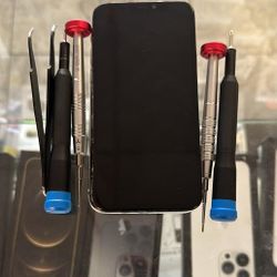 All iPhone and Samsung repair 
