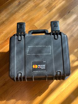 Pelican Storm iM2100 7" monitor case