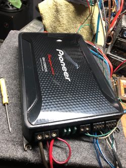 Pioneer GM-D9605 5-channel car amplifier — 75 watts RMS x 4 at 4 ohms + 600 watts RMS x 1 at 2 ohms