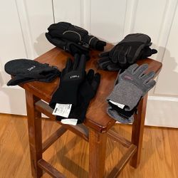 Snow Gloves 5 Pair Kids Size Small & Medium 