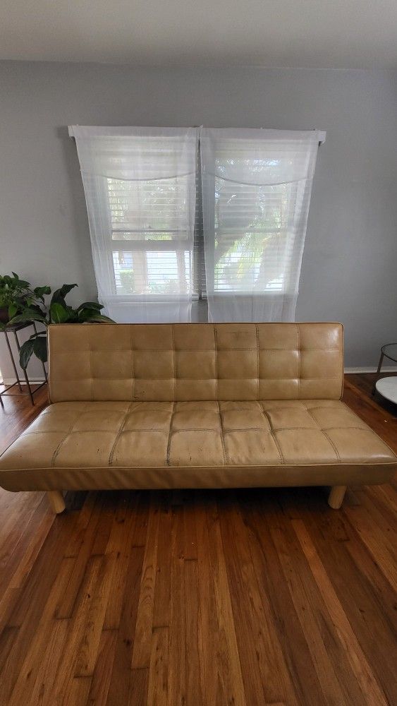 Free Futon