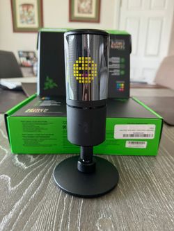 Razer Seiren Emote (Microphone)