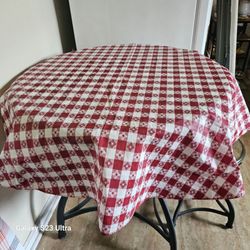 Red and White Gingham Tablecloth