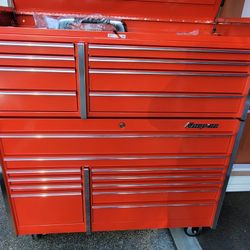 Snap On Tool Box 2pc Like New. 55W 60H 24"Deep