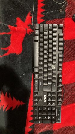 LVL Up Wired Gaming Keyboard