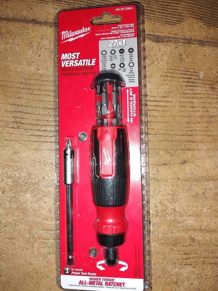 Milwaukee 27 In 1 Ratcheting Screw Driver