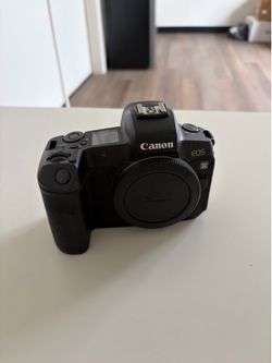 Canon EOS R (Body Only) 4k 30fps