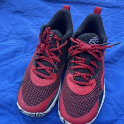 Kids Curry Under Armour 5Y Shoes 