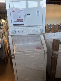 Frigidaire FLCE7523AW Electric Stacked Laundry Center