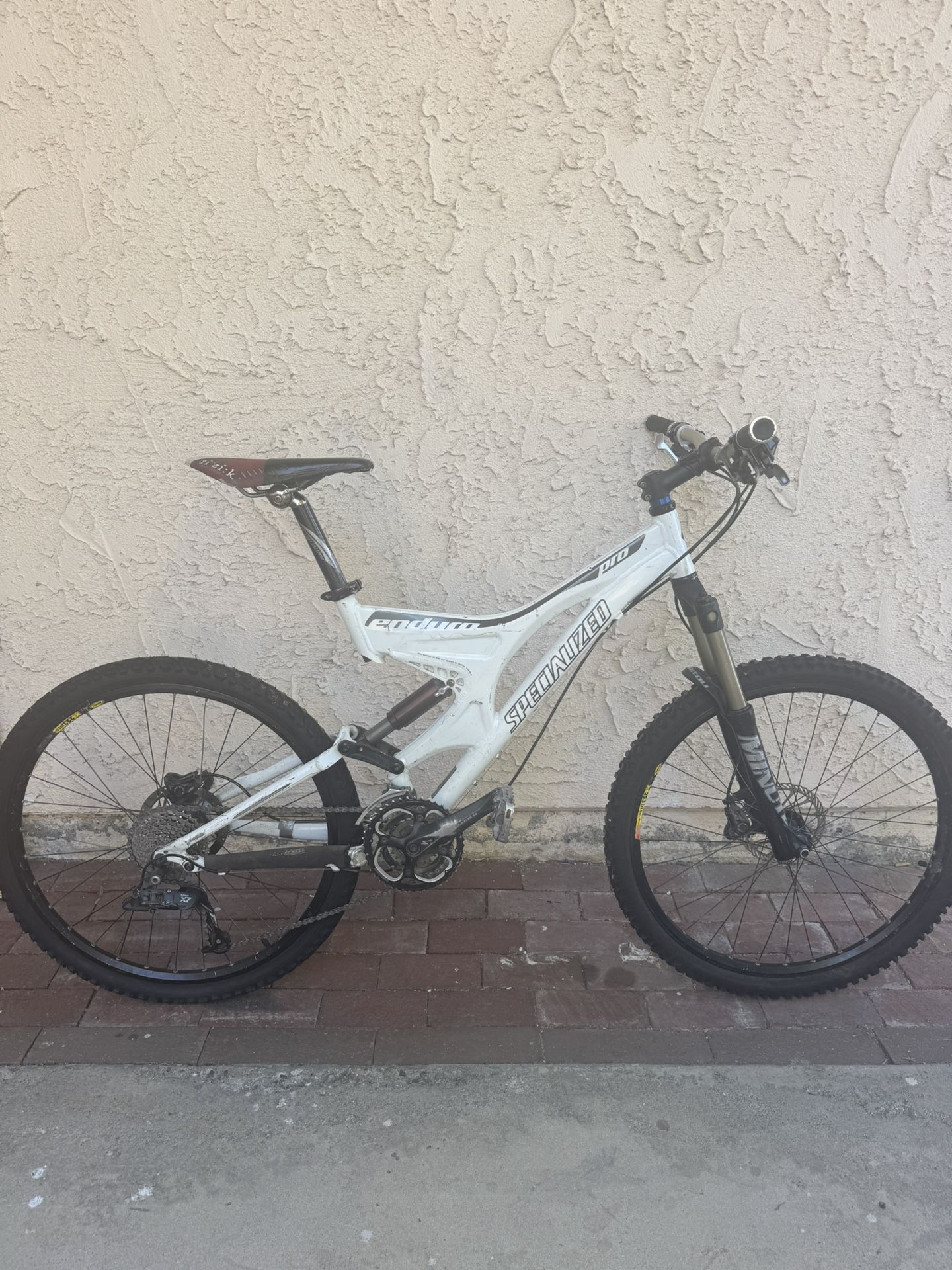 Specialized Enduro Pro 26” Mountain Bike 
