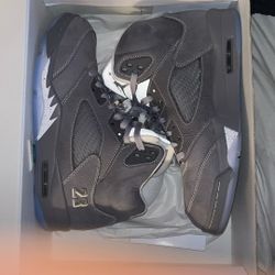 Wolf Grey 5s
