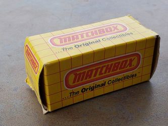 VINTAGE 1981 MATCHBOX MB 56 RED PETERBILT GAS TANKER GETTY TANK TRUCK MACAO