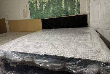 King Size Mattress (Colchón King Size)