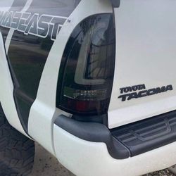 Black  LED Tail Lights For 2005-2015 Toyota Tacoma 