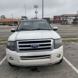 Ford Expendition 2013. 