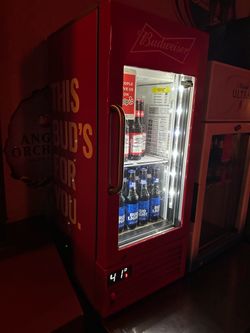 Mini fridge