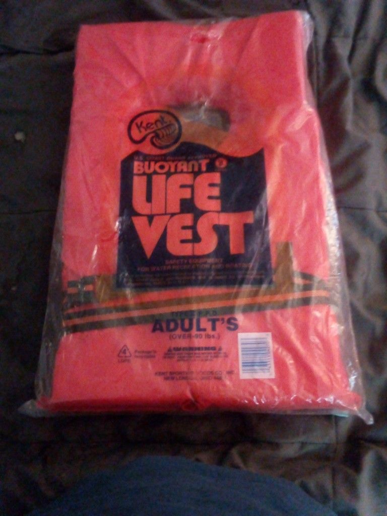 Kent Buoyant Life Vests