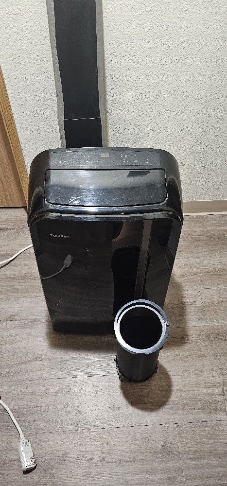 TOSHIBA Mobile Air Conditioner