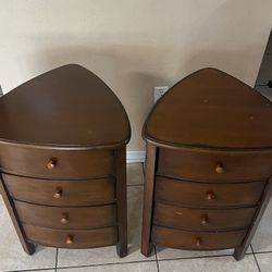 Fiona Triangle Chest