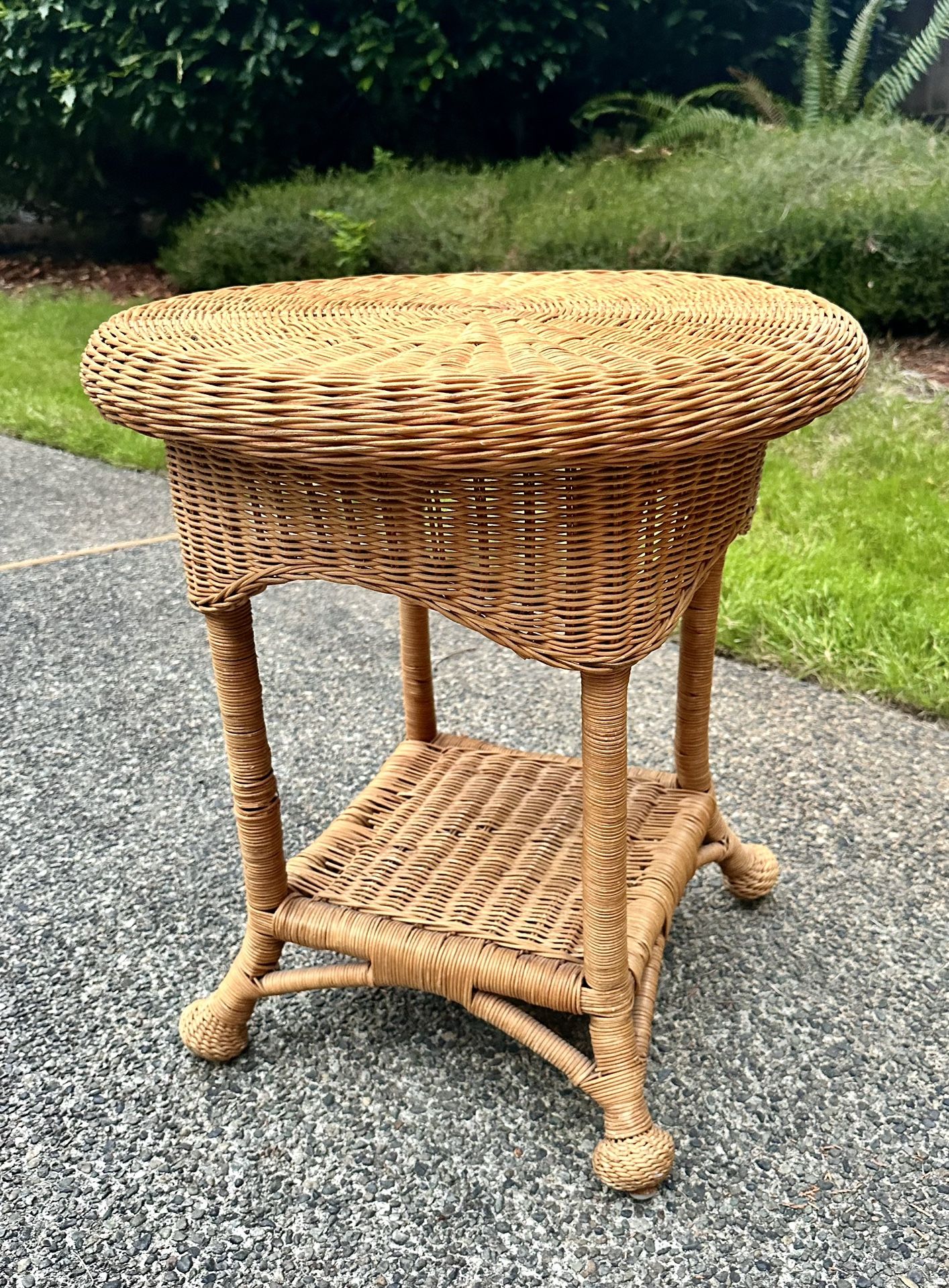 Vintage Wicker Side Table / Plant Stand