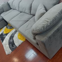 *Weekend Special!!!*---Modular Lima Fabric Sectional Sofa W/Ottoman---Delivery And Financing Available🤭