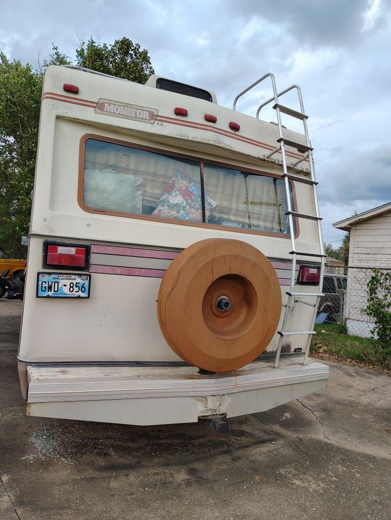 1985 Chevy Monitor