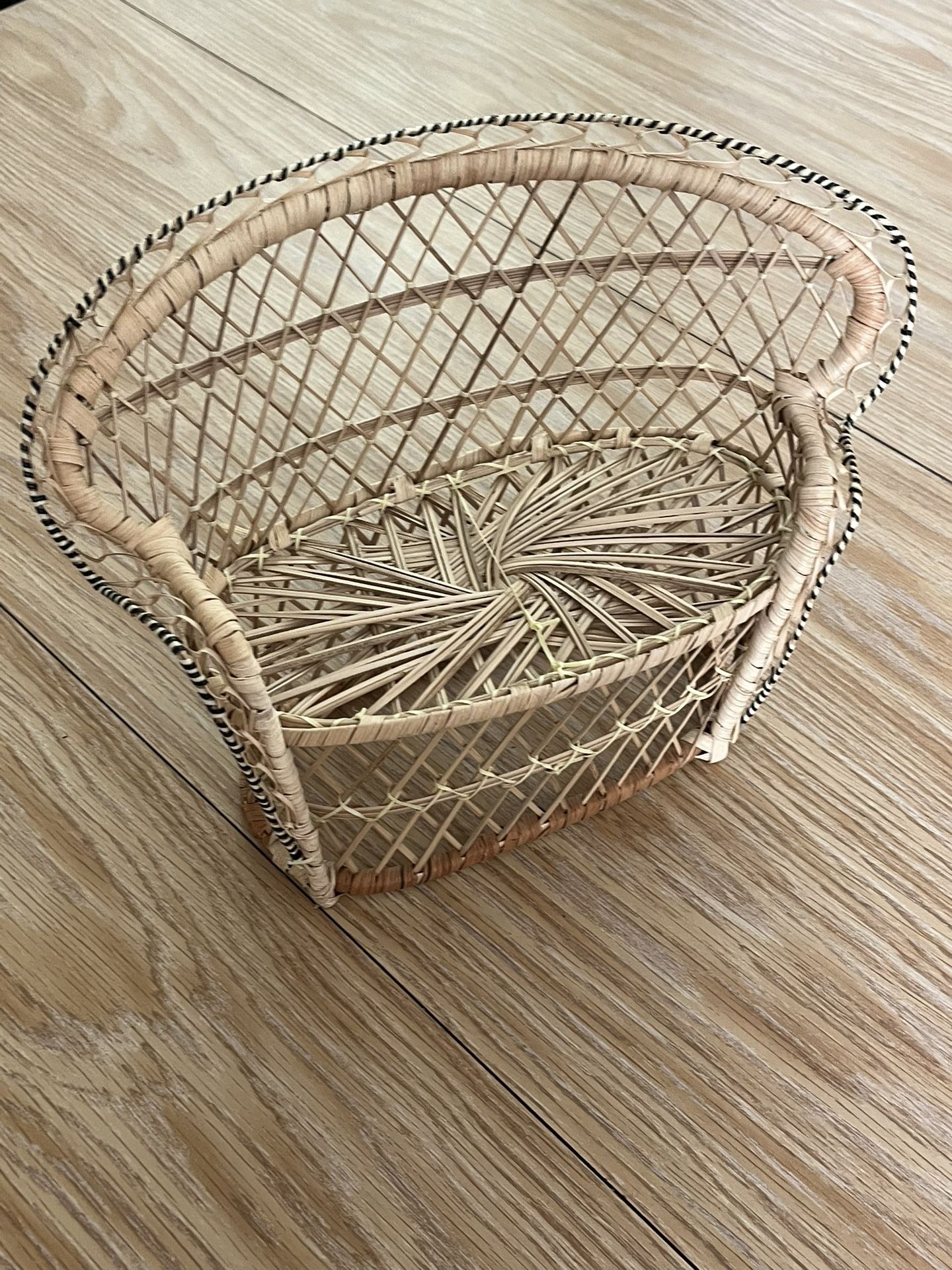 Vintage Boho Decor Plant Stand Bench Great Condition!