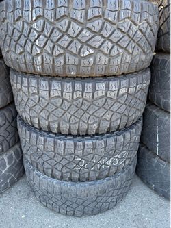 🌀🔱 325 65 R 18 Goodyear tires en perfectas condiciones de Vida