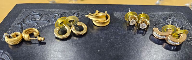 5 pair of well made earrings-studs, etc