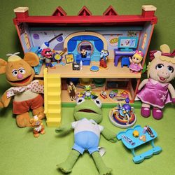 Disney Jr. Muppet Baby Schoolhouse Playset 