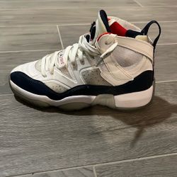 Jordan Trey 2 White/navy/university Red