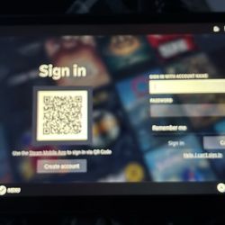 Legion Go S 8" 120Hz Gaming Handheld - AMD Ryzen Z2 Go - SteamOS - 16GB with 512GB SSD - SteamOS