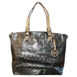 NWOT Michael Kors Jet Set MK Logo Mirror Metallic Top Zip Tote Purse