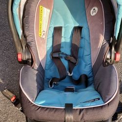 Graco Snug Ride Connect 35 Car Seat