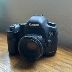 Canon EOS 5D Mark III 